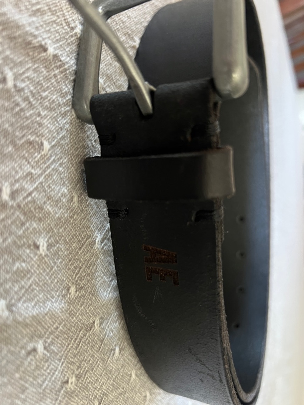 American Eagle Outfitters Black Leather Men’s Belt with Silver Buckle Size 30